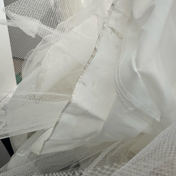 Mori Lee 8286 Bridal Size 22 - Picture 3 of 8